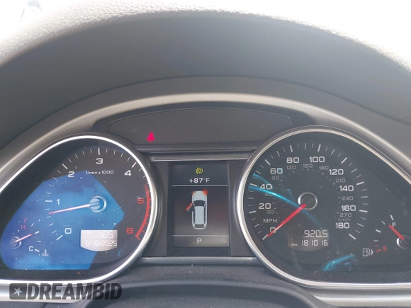 2015 Audi Q7 Premium Plus с VIN WA1LMAFE8FD010524, выставлен на аукционе IAAI как лот 42537264 с пробегом 181 016 миль миль и . История ставок и продаж доступна на DreamBid. Изображение 7.