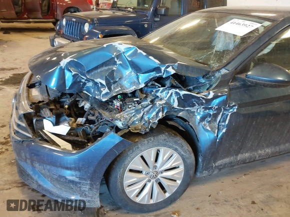 2019 Volkswagen Jetta S z VIN 3VWCB7BU9KM194136, wystawiony jako IAAI lot #41463927 z przebiegiem 103 847 mil mil oraz . Historia ofert i sprzedaży dostępna na DreamBid. Obrazek 6.