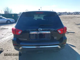 2017 Nissan Pathfinder SV with VIN 5N1DR2MM2HC693059, listed as a IAAI auction lot 41584629 with 112,379 mi miles. Bid and sale history available at carsss.com. Image 16.