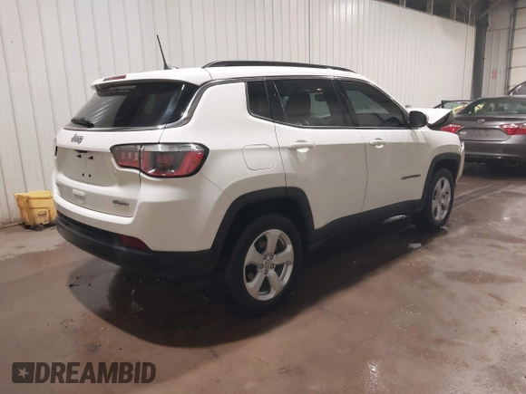 2018 Jeep Compass Altitude with VIN 3C4NJDBB2JT373179, listed as a IAAI auction lot 41753934 with 47,230 mi miles and . Bid and sale history available at DreamBid. Image 4.