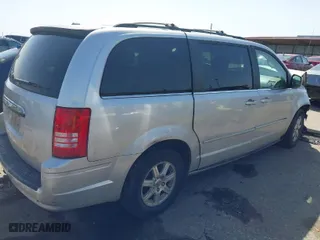2008 Chrysler Town & Country Touring with VIN 2A8HR54P18R142722, listed as a IAAI auction lot 41708563 with NaN miles. Bid and sale history available at carsss.com. Image 4.