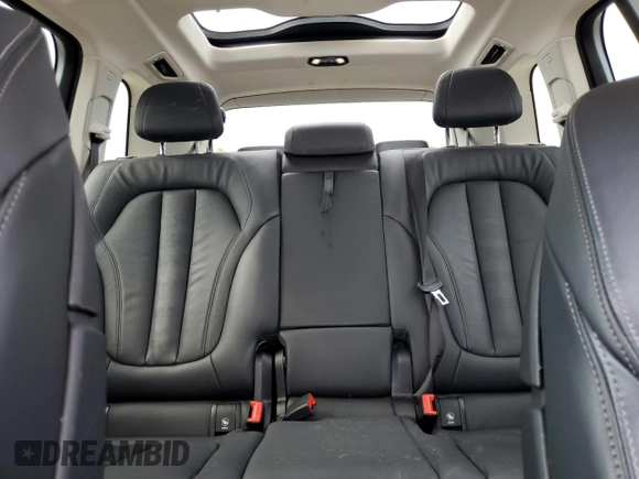 2022 BMW X7 xDrive40i z VIN 5UXCW2C00N9K29220, wystawiony jako Copart lot #59140955 z przebiegiem 56 877 mil mil oraz Szkoda całkowita • Salvage title. Historia ofert i sprzedaży dostępna na DreamBid. Obrazek 10.