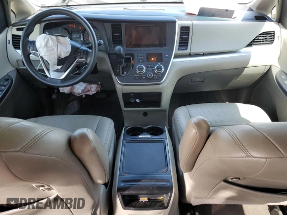 2015 Toyota Sienna LE AAS z VIN 5TDKK3DC9FS616343, wystawiony jako Copart lot #56859275 z przebiegiem 88 103 mil mil oraz Szkoda całkowita • Salvage title. Historia ofert i sprzedaży dostępna na DreamBid. Obrazek 8.