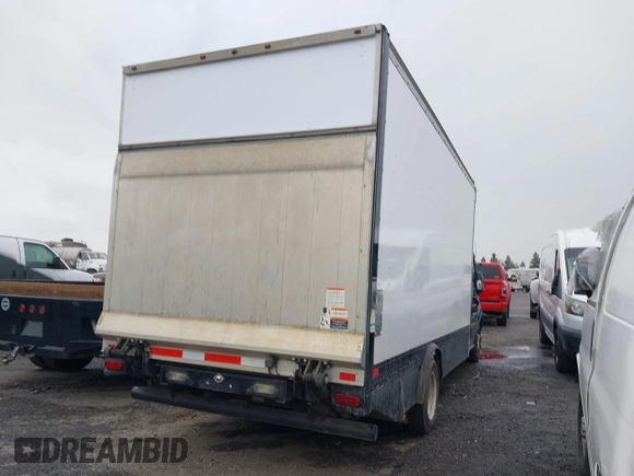 2017 Ford Transit z VIN 1FDBF9ZM4HKB18839, wystawiony jako IAAI lot #41619595 z przebiegiem 167 754 mil mil oraz . Historia ofert i sprzedaży dostępna na DreamBid. Obrazek 4.