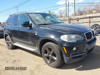 2008 BMW X5 3.0si z VIN 5UXFE435X8L025152, wystawiony jako IAAI lot #41882574 z przebiegiem 130 128 mil mil oraz . Historia ofert i sprzedaży dostępna na DreamBid. Obrazek 1.