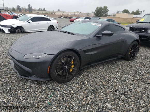 2021 Aston Martin Vantage with VIN SCFSMGAW6MGN05581, listed as a Copart auction lot 48432665 with 22,469 mi miles and Salvage Title. Bid and sale history available at carsss.com. Image 1.