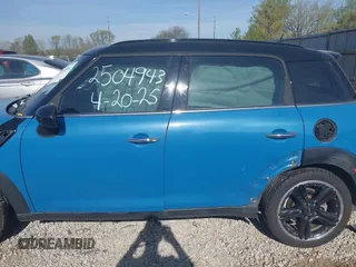 2016 MINI Countryman S with VIN WMWZC3C58GWT10084, listed as a IAAI auction lot 42093564 with 120,694 mi miles and . Bid and sale history available at DreamBid. Image 13.