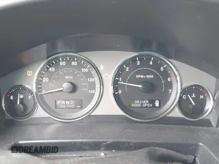 2008 Jeep Commander Limited with VIN 1J8HG58N58C236738, listed as a IAAI auction lot 41738525 with 130,740 mi miles. Bid and sale history available at carsss.com. Image 7.