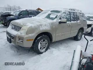 2006 Mercury Mountaineer Luxury with VIN 4M2EU47E06UJ15423, listed as a IAAI auction lot 41260541 with 155,510 mi miles. Bid and sale history available at carsss.com. Image 2.