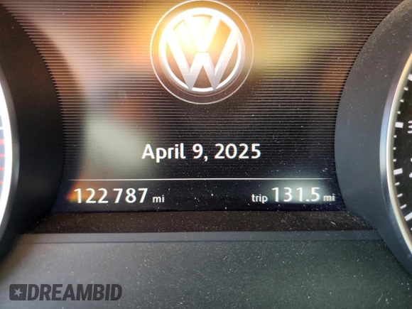 2015 Volkswagen Touareg Lux z VIN WVGEP9BP2FD006802, wystawiony jako Copart lot #52291965 z przebiegiem 122 787 mil mil oraz Szkoda całkowita • Salvage title. Historia ofert i sprzedaży dostępna na DreamBid. Obrazek 9.