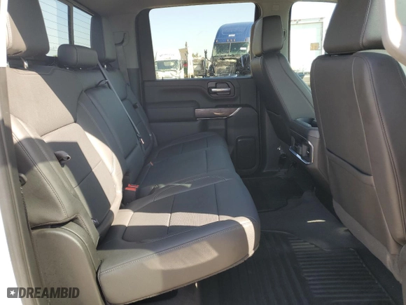 2022 Chevrolet Silverado 3500HD LTZ with VIN 1GC4YUEYXNF222193, listed as a Copart auction lot 49034305 with 84,548 mi miles and Salvage Title. Bid and sale history available at carsss.com. Image 10.