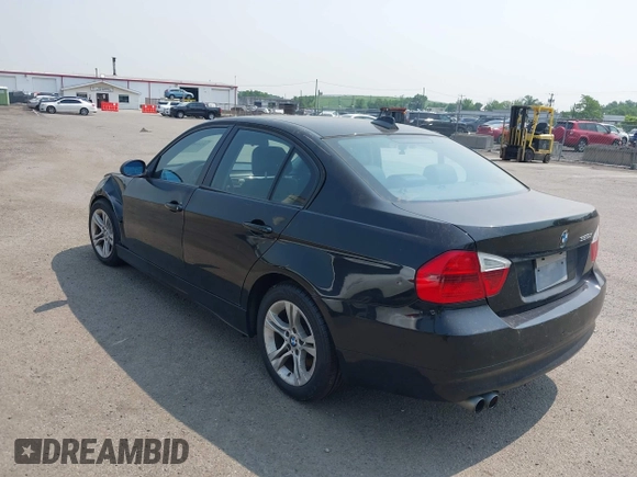 2008 BMW 3 Series 328xi with VIN WBAVC93528K040277, listed as a IAAI auction lot 42446998 with 155,596 mi miles and . Bid and sale history available at DreamBid. Image 3.