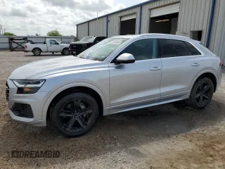 2021 Audi Q8 Premium z VIN WA1AVAF15MD020653, wystawiony jako Copart lot #55220895 z przebiegiem 68 826 mil mil oraz Tytuł czysty. Historia ofert i sprzedaży dostępna na DreamBid. Obrazek 1.