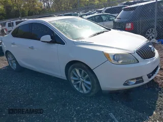 2013 Buick Verano Group z VIN 1G4PS5SK7D4165221, wystawiony jako IAAI lot #42190706 z przebiegiem Nie podano mil oraz . Historia ofert i sprzedaży dostępna na DreamBid. Obrazek 1.