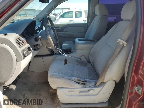 2007 GMC Yukon SLT with VIN 1GKFC13J17J122841, listed as a Copart auction lot 45637025 with Not Provided miles and Salvage Title. Bid and sale history available at carsss.com. Image 7.
