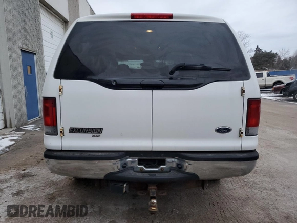 2003 Ford Excursion XLT with VIN 1FMNU41S53ED48526, listed as a Copart auction lot 41813965 with 190,952 mi miles and Salvage title. Bid and sale history available at DreamBid. Image 6.