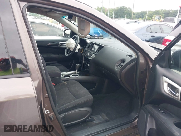 2015 Nissan Pathfinder SV with VIN 5N1AR2MN0FC622662, listed as a IAAI auction lot 39660676 with 171,421 mi miles. Bid and sale history available at carsss.com. Image 5.