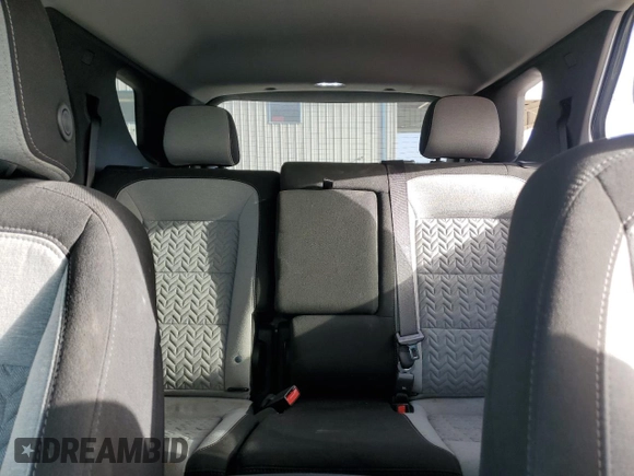 2023 Chevrolet Equinox LT with VIN 3GNAXUEGXPL189399, listed as a Copart auction lot 47727585 with 32,544 mi miles and Salvage Title. Bid and sale history available at DreamBid. Image 10.