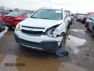 2014 Chevrolet Captiva Sport LS with VIN 3GNAL2EK9ES657923, listed as a IAAI auction lot 41903195 with 120,786 mi miles. Bid and sale history available at carsss.com. Image 6.