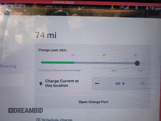 2014 Tesla Model S 60 z VIN 5YJSA1H16EFP28486, wystawiony jako IAAI lot #41887484 z przebiegiem 99 271 mil mil oraz . Historia ofert i sprzedaży dostępna na DreamBid. Obrazek 17.