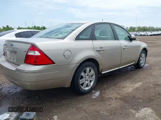 2006 Ford Five Hundred SEL with VIN 1FAFP24186G186073, listed as a IAAI auction lot 42156007 with 283,655 mi miles. Bid and sale history available at carsss.com. Image 4.