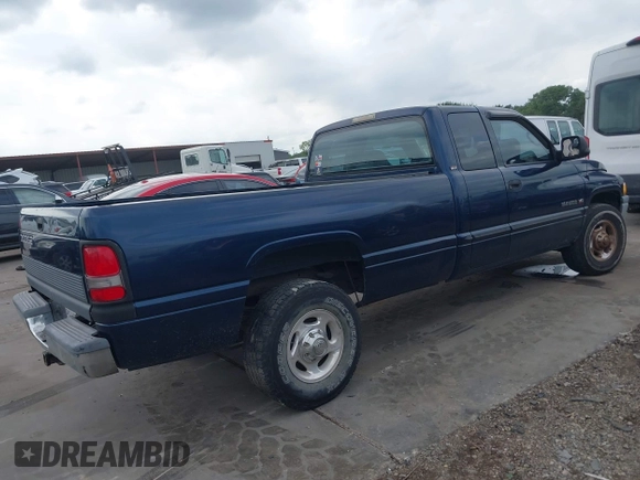 2001 Dodge 2500 with VIN 1B7KC23W31J257760, listed as a IAAI auction lot 42085400 with 231,965 mi miles. Bid and sale history available at carsss.com. Image 4.