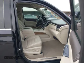 2020 GMC Yukon XL Denali with VIN 1GKS2HKJ6LR152330, listed as a IAAI auction lot 41534348 with 159,522 mi miles. Bid and sale history available at carsss.com. Image 5.