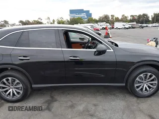 2025 Mercedes-Benz GLC with VIN W1NKM4GB1SF286963, listed as a IAAI auction lot 40970348 with 108 mi miles. Bid and sale history available at carsss.com. Image 13.