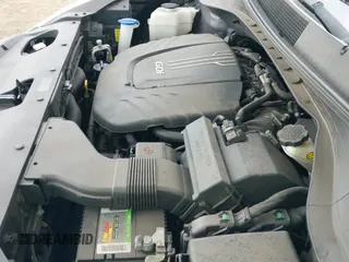 2017 Kia Sorento SX z VIN 5XYPKDA57HG337832, wystawiony jako IAAI lot #43106070 z przebiegiem 99 466 mil mil oraz . Historia ofert i sprzedaży dostępna na DreamBid. Obrazek 20.