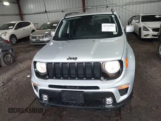 2020 Jeep Renegade Latitude with VIN ZACNJBBB9LPL83624, listed as a IAAI auction lot 41710389 with 40,322 mi miles. Bid and sale history available at carsss.com. Image 12.