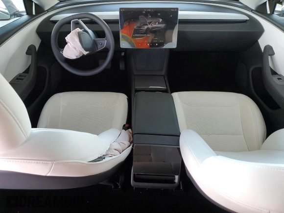 2025 Tesla Model 3 Long Range z VIN 5YJ3E1EA5SF920183, wystawiony jako Copart lot #51593705 z przebiegiem 2 224 mil mil oraz Szkoda całkowita • Salvage title. Historia ofert i sprzedaży dostępna na DreamBid. Obrazek 8.