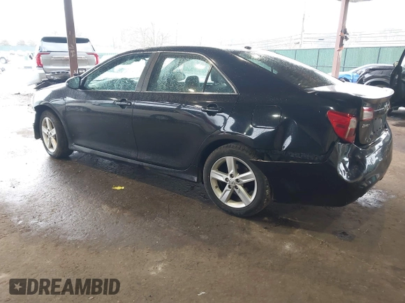 2013 Toyota Camry L with VIN 4T1BF1FK8DU214234, listed as a IAAI auction lot 41976929 with 141,242 mi miles. Bid and sale history available at carsss.com. Image 3.