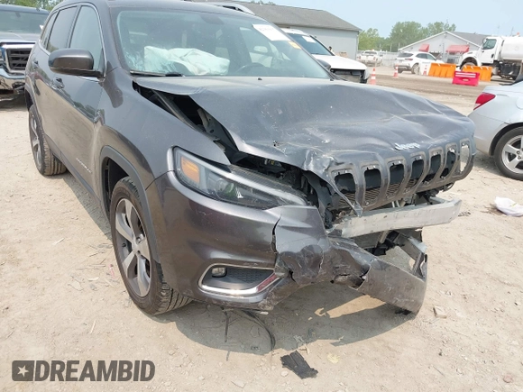 2020 Jeep Cherokee Limited z VIN 1C4PJLDB3LD614479, wystawiony jako IAAI lot #42363037 z przebiegiem 100 767 mil mil oraz . Historia ofert i sprzedaży dostępna na DreamBid. Obrazek 6.