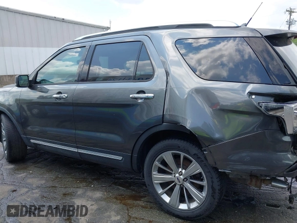 2018 Ford Explorer Limited с VIN 1FM5K7F88JGA81713, выставлен на аукционе IAAI как лот 42589159 с пробегом 146 219 миль миль и . История ставок и продаж доступна на DreamBid. Изображение 14.