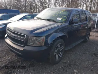 2007 Chevrolet Tahoe Police z VIN 1GNEC03027R389939, wystawiony jako IAAI lot #41946822 z przebiegiem Nie podano mil oraz . Historia ofert i sprzedaży dostępna na DreamBid. Obrazek 2.