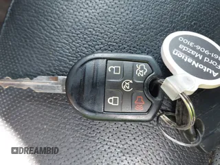 2016 Ford Expedition XLT с VIN 1FMJU1HTXGEF42678, выставлен на аукционе IAAI как лот 42053142 с пробегом 109 018 миль миль и . История ставок и продаж доступна на DreamBid. Изображение 11.