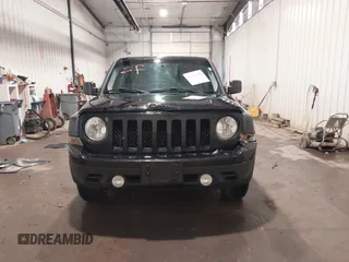 2015 Jeep Patriot Sport z VIN 1C4NJPBA0FD349694, wystawiony jako IAAI lot #42131058 z przebiegiem 126 411 mil mil oraz . Historia ofert i sprzedaży dostępna na DreamBid. Obrazek 12.