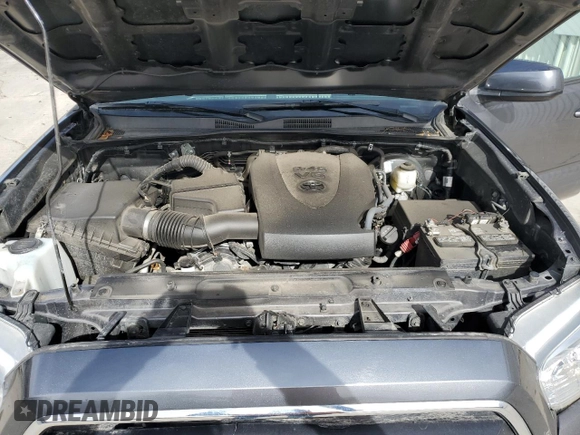 2021 Toyota Tacoma 4WD SR5 with VIN 5TFDZ5BN5MX064934, listed as a Copart auction lot 48400035 with 59,767 mi miles and Salvage Title. Bid and sale history available at carsss.com. Image 11.