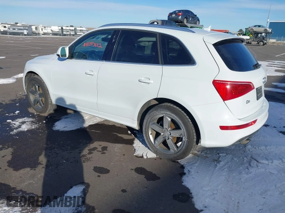 2012 Audi Q5 3.2L Premium Plus with VIN WA1DKAFP3CA128473, listed as a IAAI auction lot 41247682 with 183,373 mi miles. Bid and sale history available at carsss.com. Image 3.