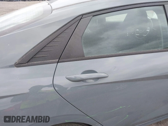 2021 Hyundai Elantra SEL with VIN KMHLM4AG6MU212660, listed as a IAAI auction lot 40806363 with 32,208 mi miles. Bid and sale history available at carsss.com. Image 21.
