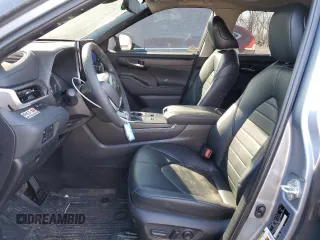 2023 Toyota Highlander L z VIN 5TDKDRAH5PS518845, wystawiony jako Copart lot #42203195 z przebiegiem 31 134 mil mil oraz Szkoda całkowita • Salvage title. Historia ofert i sprzedaży dostępna na DreamBid. Obrazek 7.