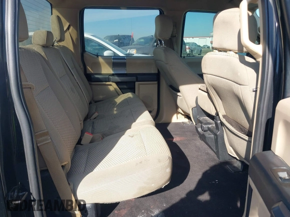 2018 Ford F-150 XL with VIN 1FTEW1E59JFB63307, listed as a IAAI auction lot 41652067 with 174,097 mi miles. Bid and sale history available at carsss.com. Image 8.