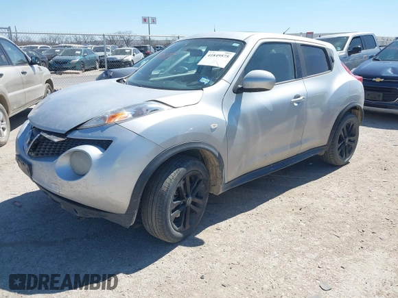 2014 Nissan Juke S with VIN JN8AF5MRXET358113, listed as a IAAI auction lot 41849575 with 137,809 mi miles. Bid and sale history available at carsss.com. Image 2.