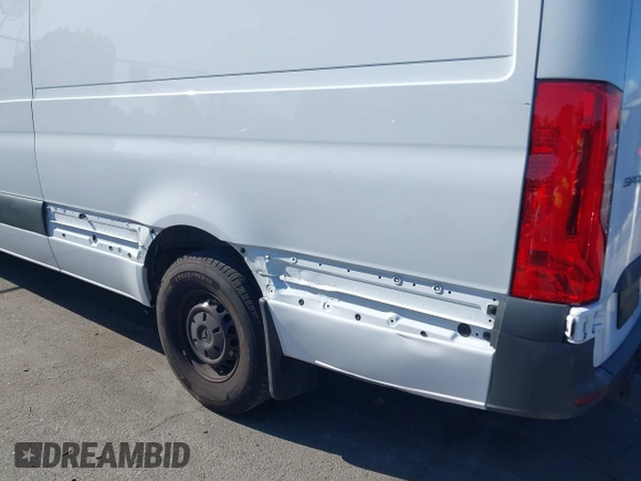 2023 Mercedes-Benz Sprinter Cargo with VIN W1Y4NCHY2PT151425, listed as a IAAI auction lot 41889490 with 27,563 mi miles. Bid and sale history available at carsss.com. Image 20.