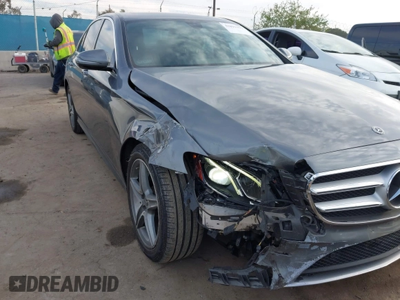 2018 Mercedes-Benz E-Class E 300 with VIN WDDZF4JB5JA384193, listed as a IAAI auction lot 41891157 with 73,405 mi miles. Bid and sale history available at carsss.com. Image 6.