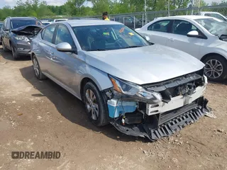 2020 Nissan Altima S z VIN 1N4BL4BV7LC271825, wystawiony jako IAAI lot #42270602 z przebiegiem 55 661 mil mil oraz . Historia ofert i sprzedaży dostępna na DreamBid. Obrazek 1.