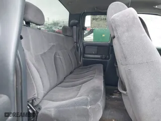 2001 GMC Sierra 1500 with VIN 2GTEK19V211281776, listed as a IAAI auction lot 41427050 with 304,493 mi miles. Bid and sale history available at carsss.com. Image 8.