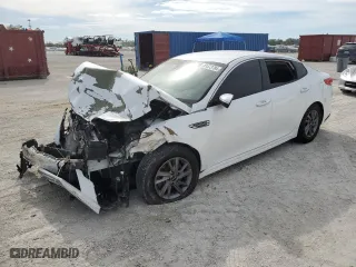 2020 Kia Optima LX with VIN 5XXGT4L38LG381912, listed as a Copart auction lot 48676565 with 0 mi miles and Non Repairable. Bid and sale history available at carsss.com. Image 1.