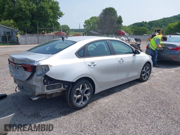 2019 Kia Forte LXS with VIN 3KPF24AD4KE060161, listed as a IAAI auction lot 42399886 with 56,777 mi miles and . Bid and sale history available at DreamBid. Image 4.