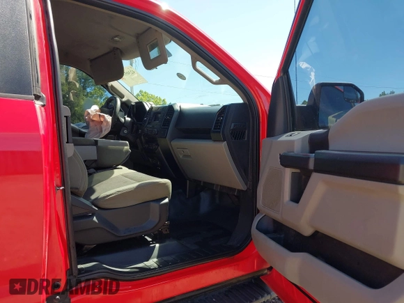2015 Ford F-150 XL with VIN 1FTEX1CP8FKE01289, listed as a IAAI auction lot 42305312 with 240,366 mi miles and . Bid and sale history available at DreamBid. Image 5.